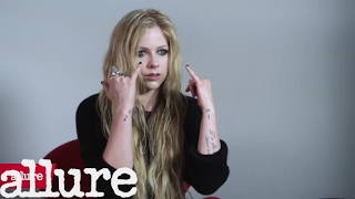 Avril Lavigne's Signature Smoky Eye