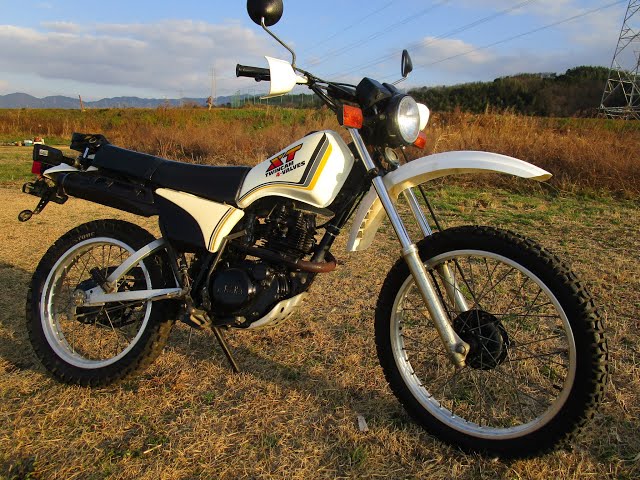 ☆1982～1983年 XT200 23J 始動走行チェック動画 ☆ - YouTube
