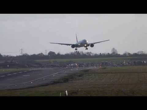 Emirates go around (1) BHX 5 Dec 2013