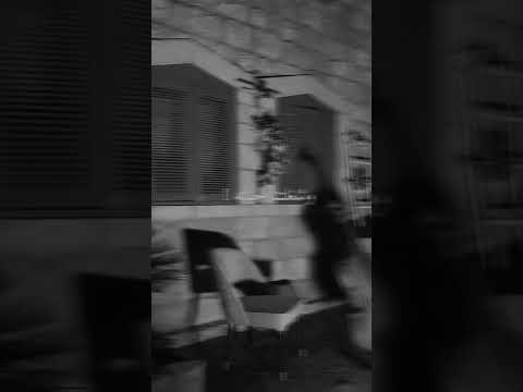 دا فاكر دمعنا هنا على خدنا