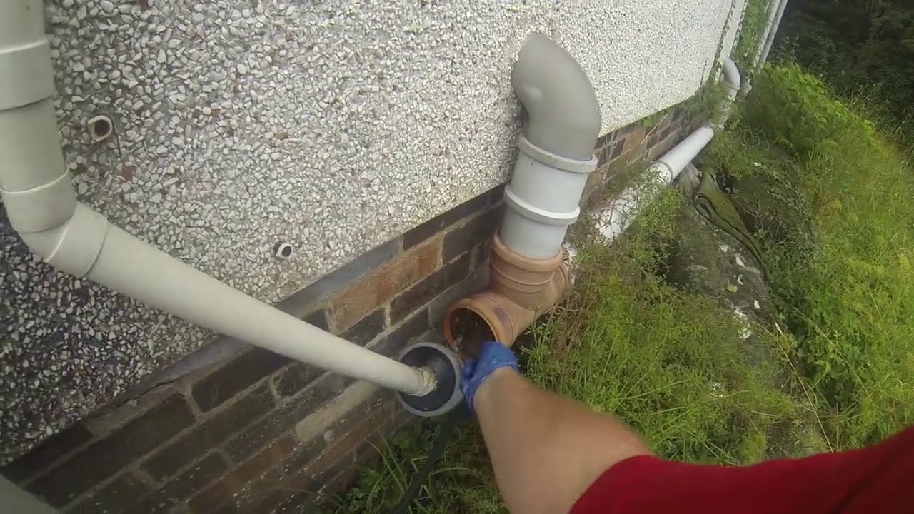 Blocked Drain / Drain unblocking (Rods_Away_057) YouTube