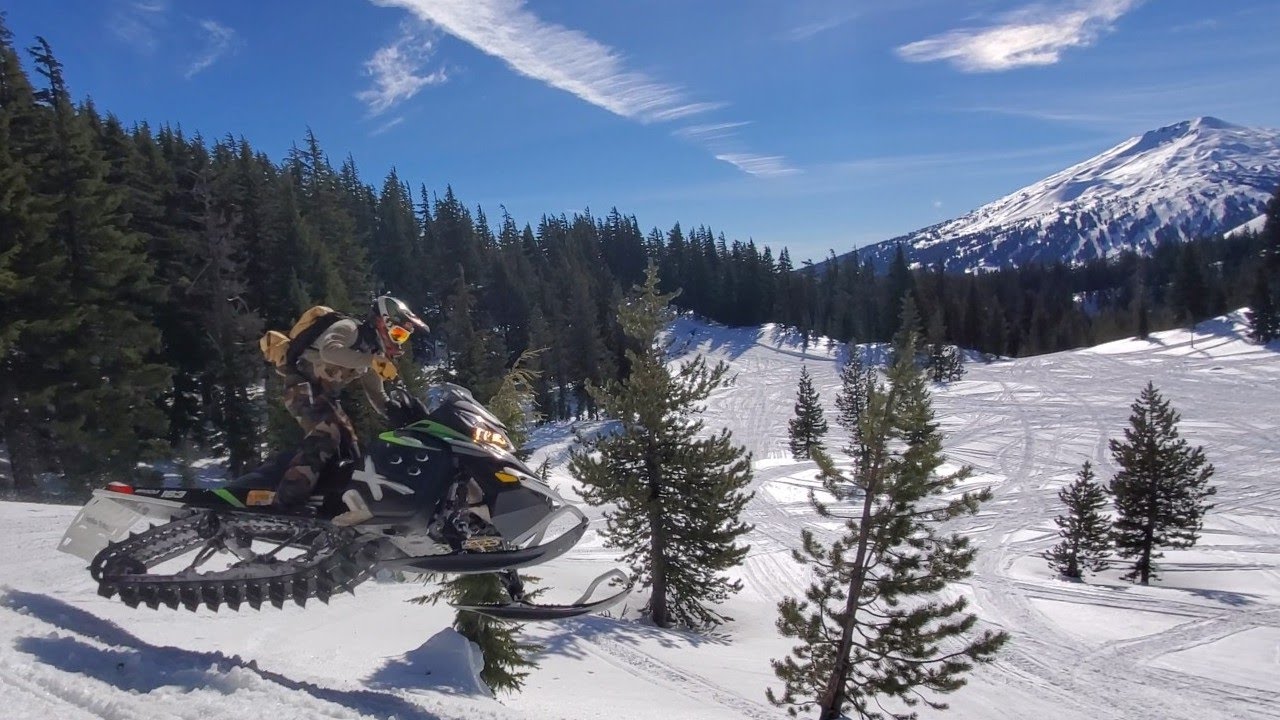 snowmobile tour bend oregon