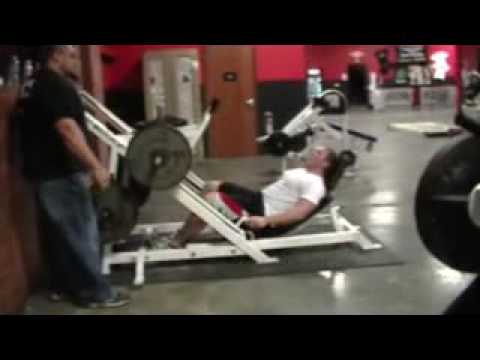 METROFLEX GYM-FT WORTH MMA LEG DAY FOR TRAVIS