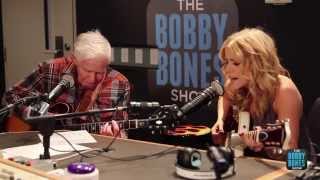 Video thumbnail of "Lindsay Ell Shreds Guitar, Plays Crossroads with 81 Year Old"