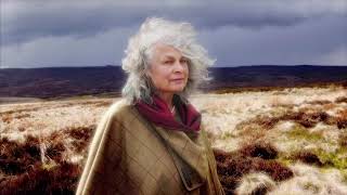 Booktrailer For 50 Women Sculptors