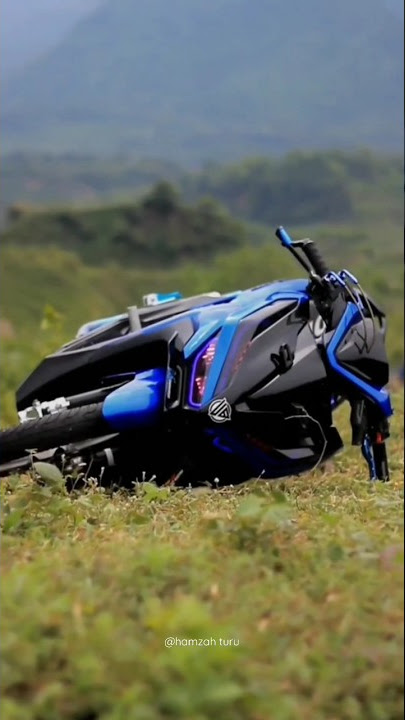 CINEMATIC MOTOR VARIO BIRU||LAPU ALIS KEREN#fyp #motor #viral #astetic #vario150 #shorts #motor