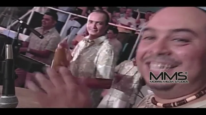 Junior Gonzalez en Medellin con la Orquesta de Die...