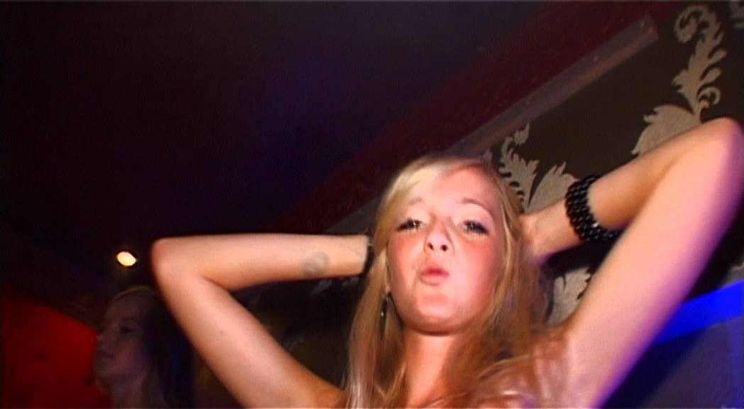 Dancing Bruins - Zaal - Clubbin'