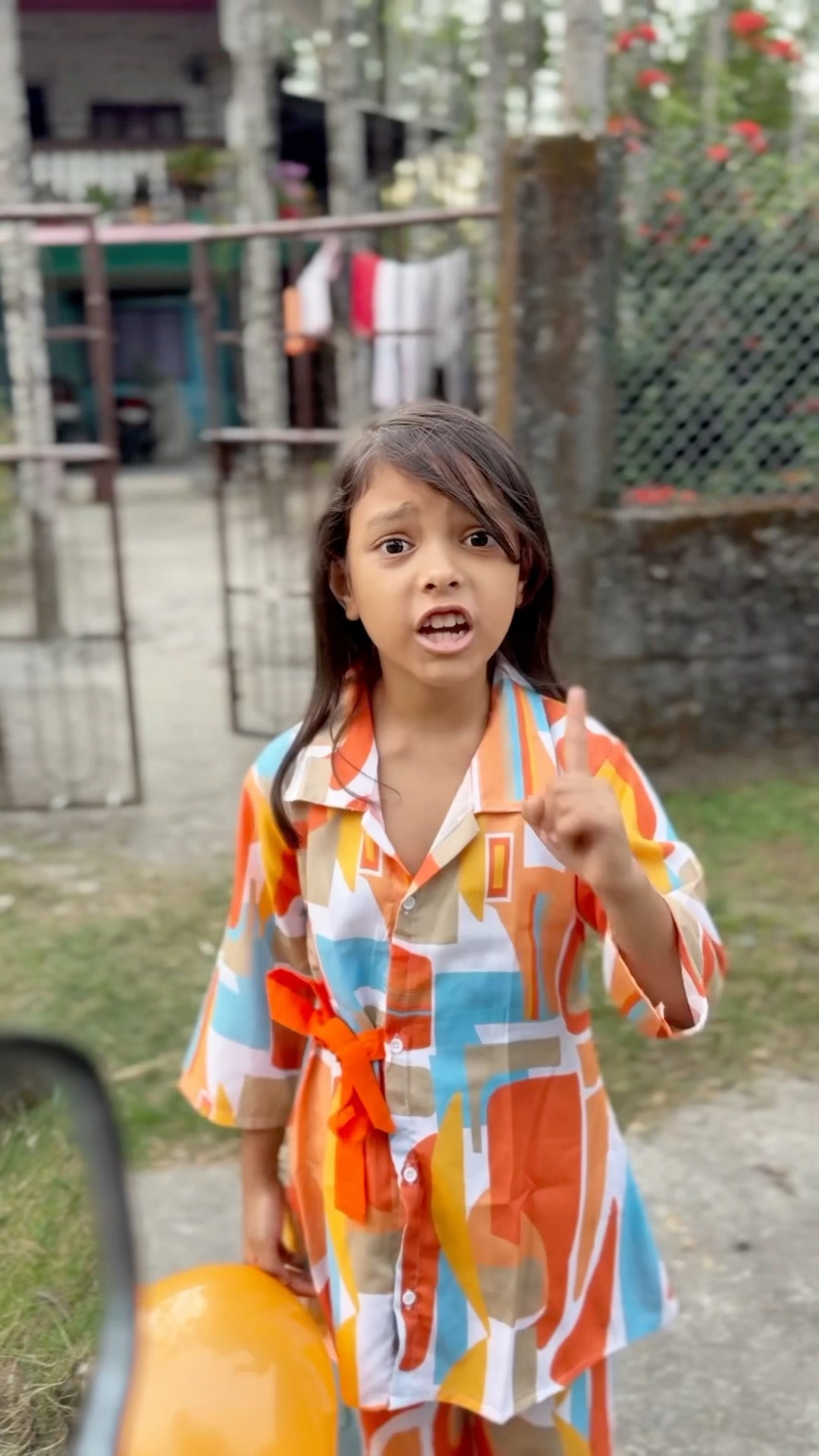 Didi Ne Scooter Mai Nehi Bhatya