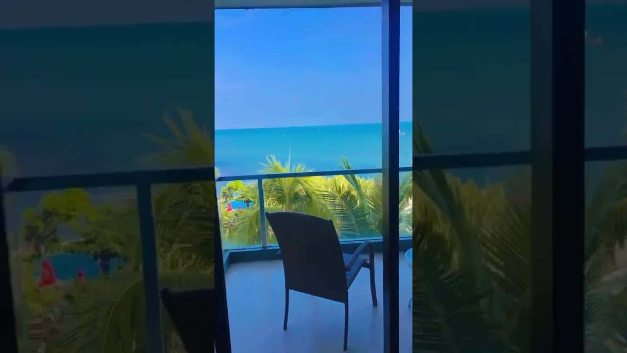 View Kamar DELUXE ROOM TANJUNG KODOK BEACH RESORT