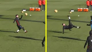 ЧТО ТВОРИТ МЕССИ НА ТРЕНИРОВКАХ ЧТО ТВОРИТ МЕССИ НА ТРЕНИРОВКАХ