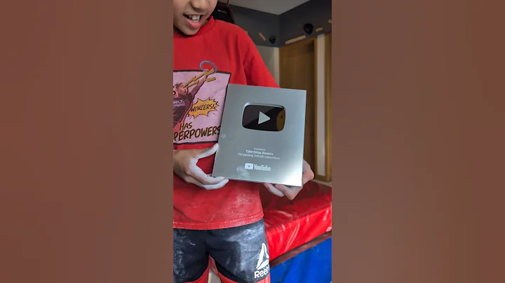 Silver Play Button 🙏🏽 100k Subscribers 🙏🏽 #youtube #playbutton
