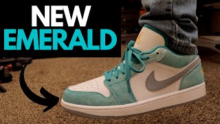 Jordan 1 Low New Emerald Unboxing + On Feet! - YouTube display picture 2
