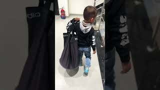 Walking like a boss… ending like a legend 😂🛍️💥