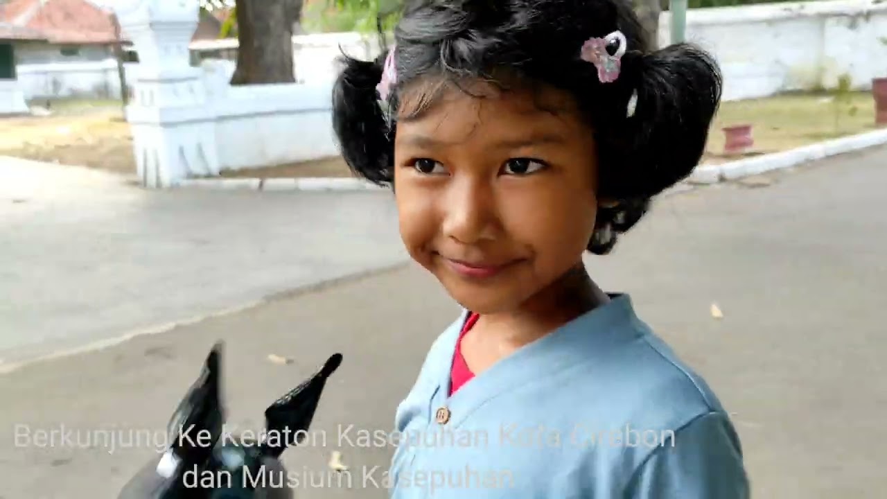 Berkunjung ke Keraton Kasepuhan Kota Corebon, Musium Kasepuhan dan Batik Trusmi.