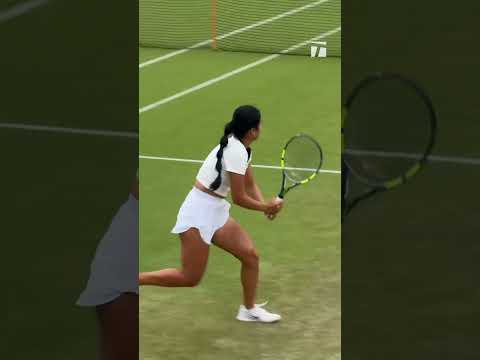 Alex is ready for action 🔥 #wimbledon #tennis #sports #eala