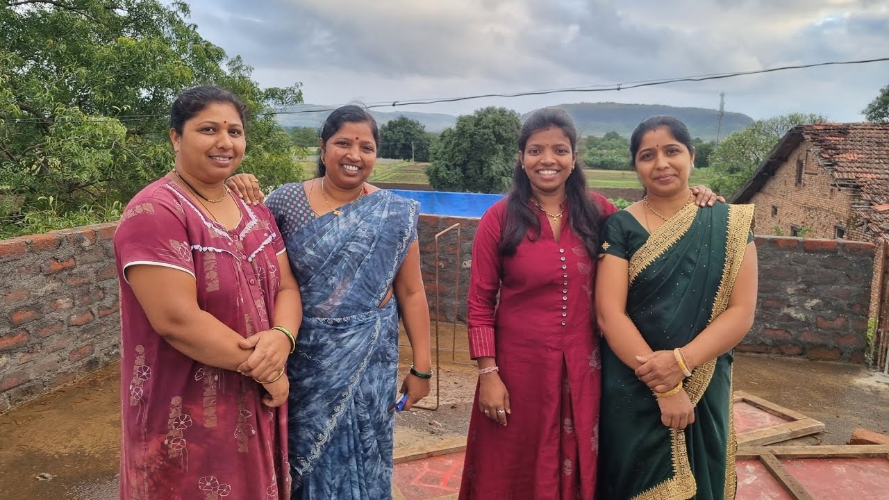  संध्या मावशीच्या घराचं काम 🤗 आम्ही सगळे गेलो लोणारवाडीला,गावाकडचे वातावरण 😊 खूप छान झाले घर 