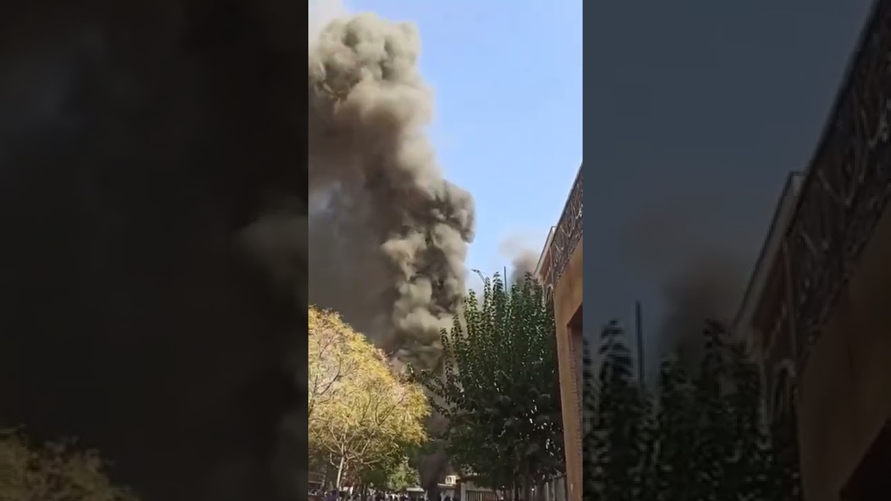IRAN protest videos. TEHRAN  THE BAZAR IS ON FIRE