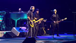 Bruce Springsteen & The E Street Band - Darkness on the Edge of