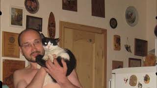 Человек и Котёнок-два Папы Человек и Котёнок-два Папы
