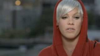 p!nk - MTV Choose Or Lose - Interview