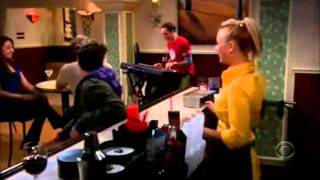 The big bang theory - Sheldon plays Dubstep screenshot 4