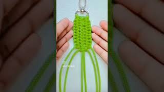 simple keychain design #explorepage #macramedesigns #macrameknots #macrametutorial #macraggeproject