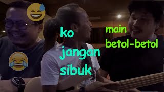 Nak REKOD ke GADUH? - RECORDING -WANITA TERBAIK - VLOG PENN