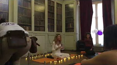 Veronica Brown nous donne un cours de      Marie C...