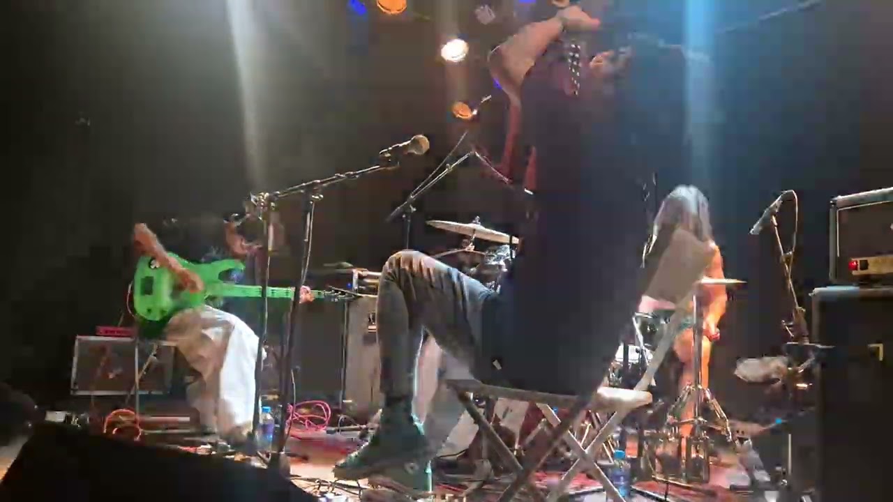 Green Milk From The Planet Orange, Live in Merleyn (16-01-26) 