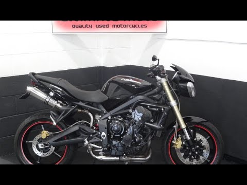 Triumph Street Triple 675 - SP Engineering Exhausts - Walk Round Rev ...