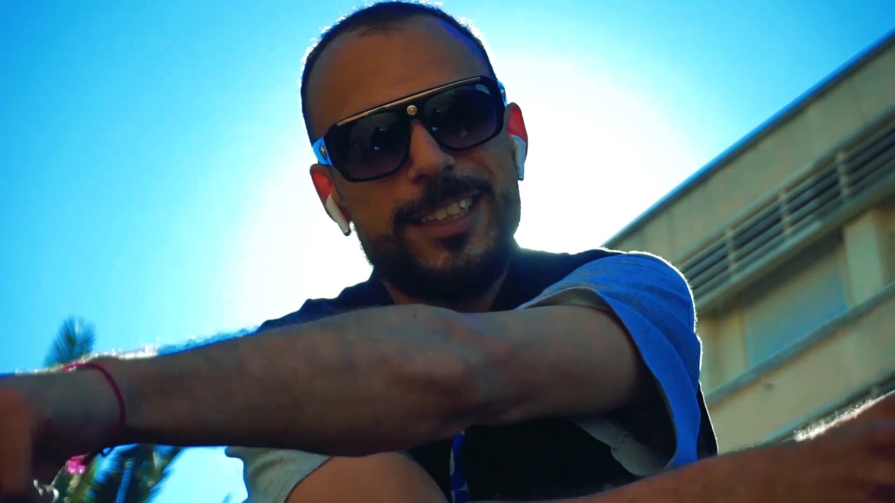 Watch EL BIG FIVE : DINAR - (Currency) - OFFICIAL CLIP VIDEO on YouTube Watch EL BIG FIVE : DINAR - (Currency) - OFFICIAL CLIP VIDEO on YouTube