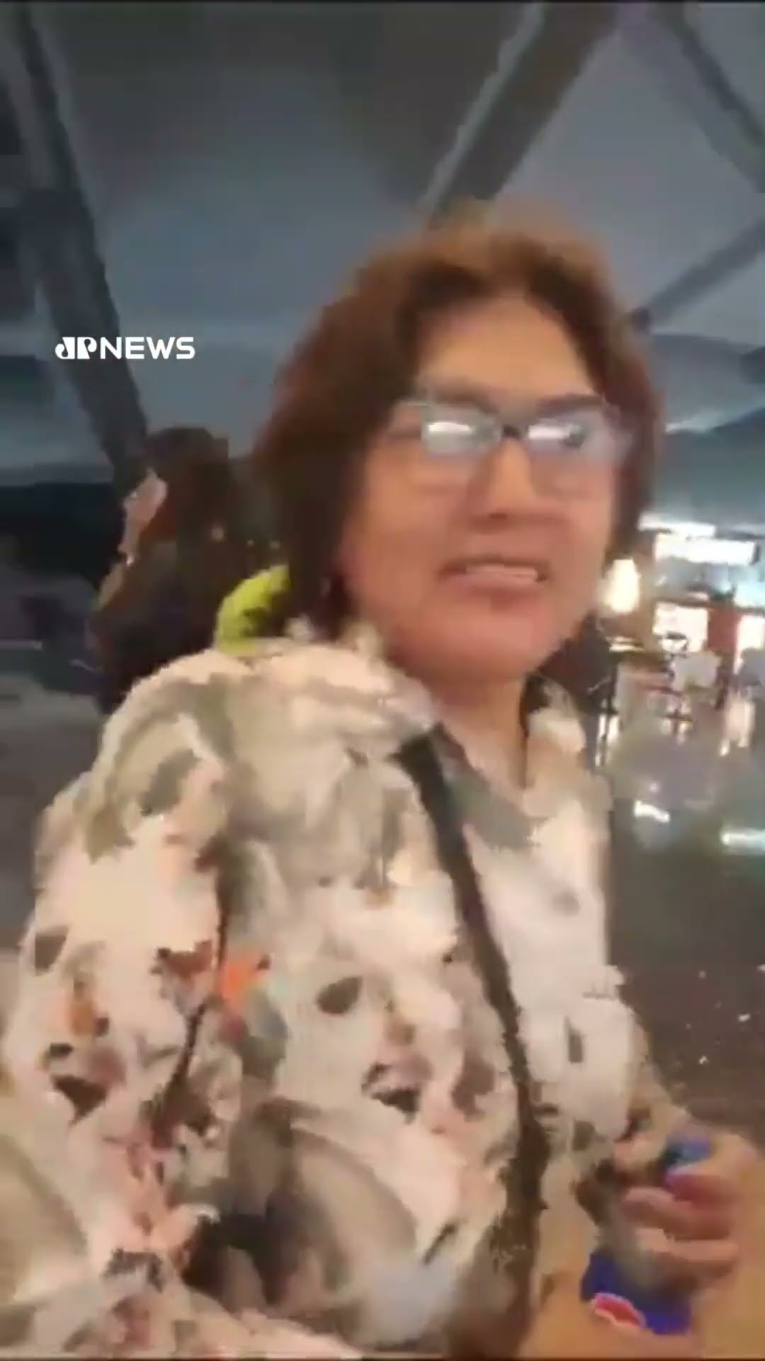 Teto de shopping desaba e deixa ao menos 4 mortos e 78 feridos no Peru #shorts