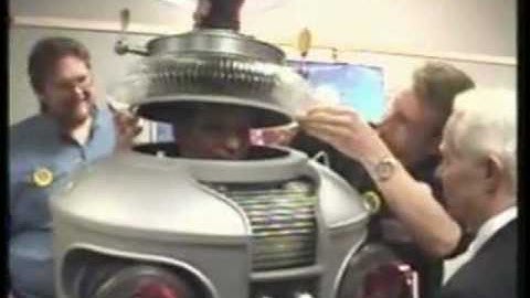 B9 ROBOT - LOST IN SPACE