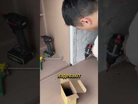 Так он создаёт встроенные в стену столы, которые невероятно прочные