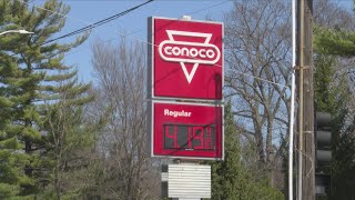 Central Illinois travelers alter plans amid rising gas prices