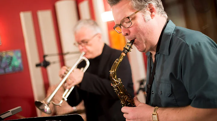 Bren Plummer 'Sycophantic Chanteuse' | Live Studio...