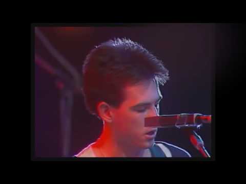 The Cure - A Forest * prva televizijska izvedba 79. decembra