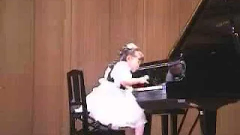 Aimi Kobayashi 4 years old plays Clementi Sonatina...