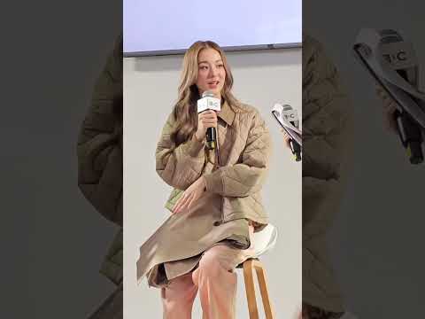 Preview  UNIQLO : C ร่วมกับ Clare Waight Keller คอลเลกชั่นนี้ปังแน่นอน