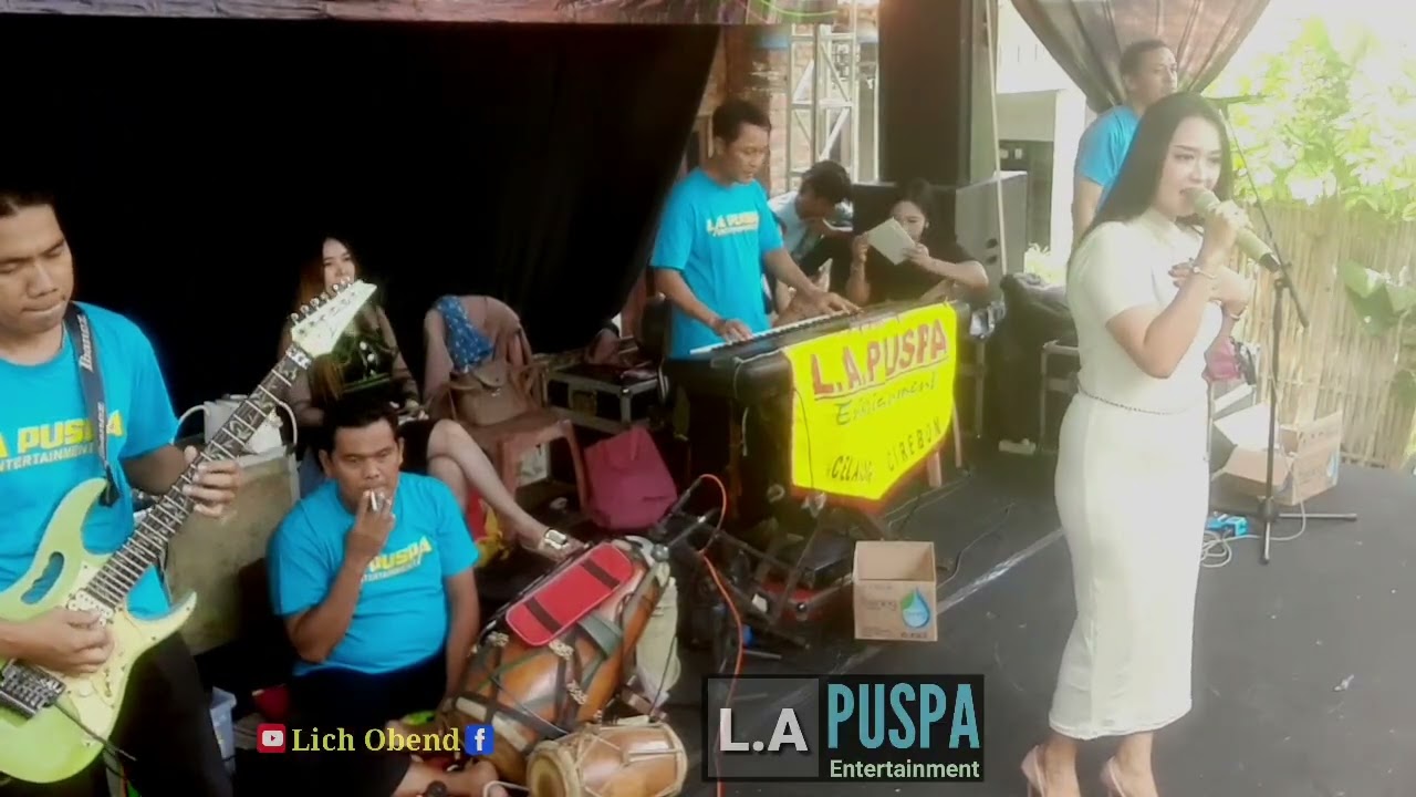 KABUT BIRU... Rita sugiarto , cover Vina aguinaldo, La puspa entertainment.