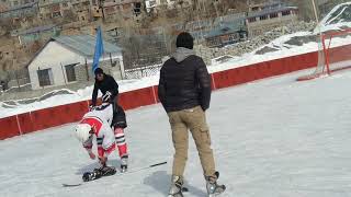 Clash of Two Players On the Ice Hockey Ring Bemathang Of Kargil| Beautiful View Of  Ice 🏑 Kargil screenshot 5
