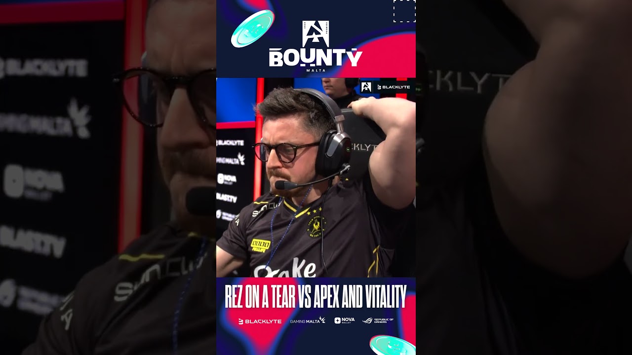 Careful apEX, REZ can bite back 😏 | Replay presented by @asusrog