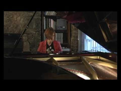 Eleanor McEvoy - Sophie