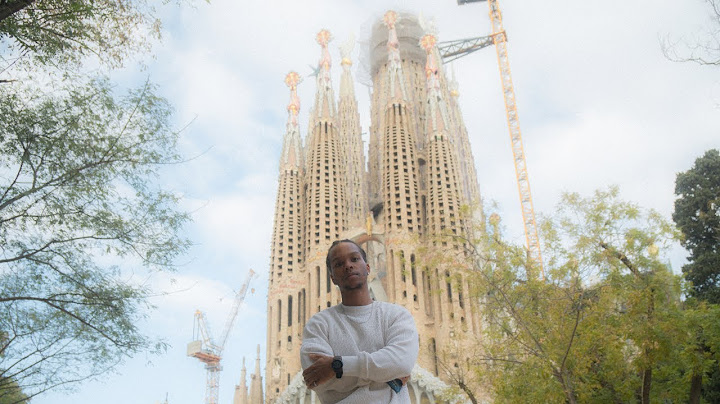 J'ai passé le Nouvel An 2025 à Barcelone (rien ne s’est passé comme prévu)