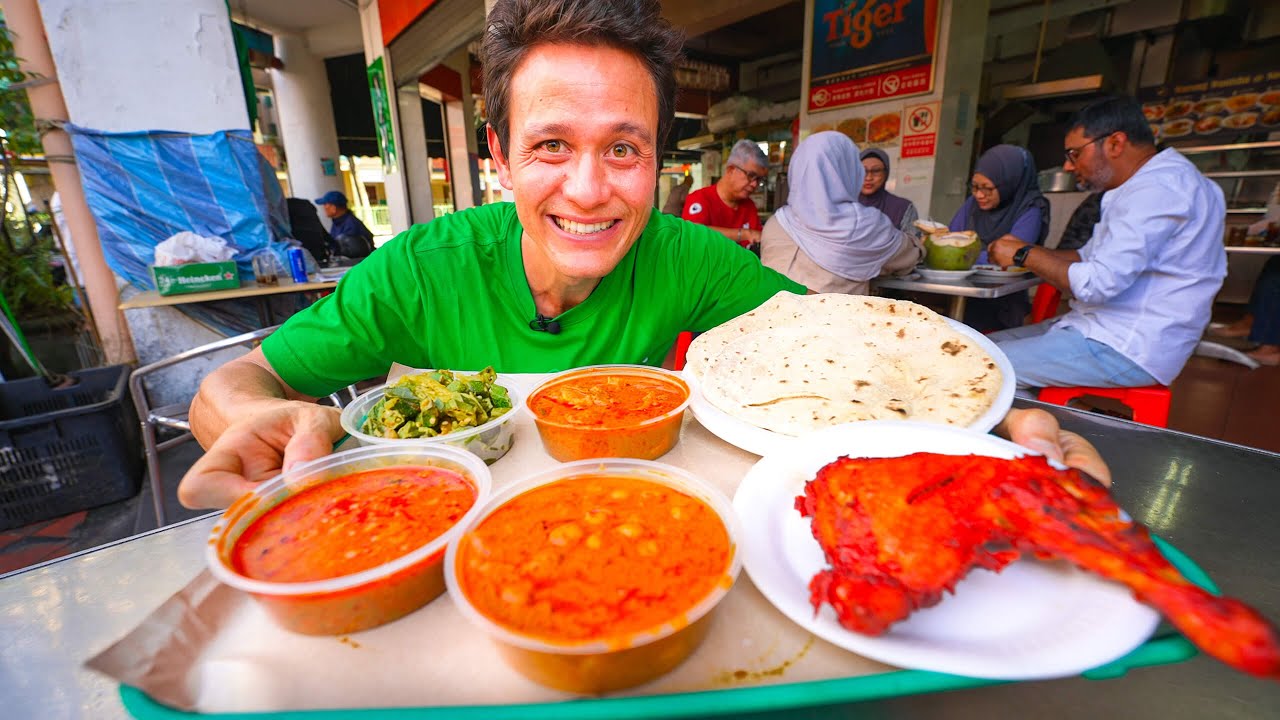 ⁣Indian Street Food in Singapore!! KING OF CHAPATI - Best Food in Little India!!