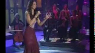 Nuria Fergó "Si tú no estás aquí" Operación Triunfo, Gala 13 (04/02/2002)