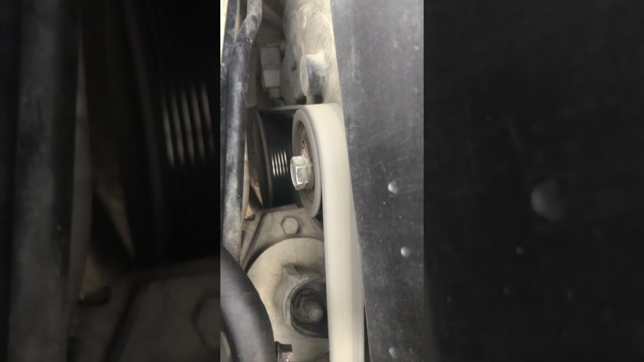 Шумит ролик генератора приора - 85 фото