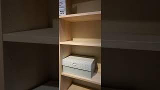 IKEA в США. Просто стеллаж, полки. USA