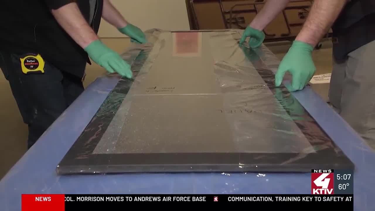 Sioux City Museum begins removal of murals for conservation